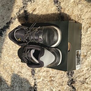 Nike Jordan Max Aura 5